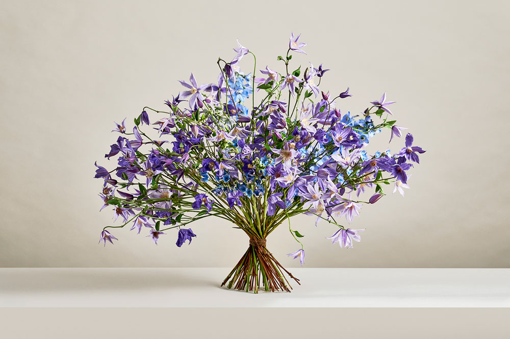 M&auml;sterflorist-Hanna-Eriksson-bukett-klematis.jpg